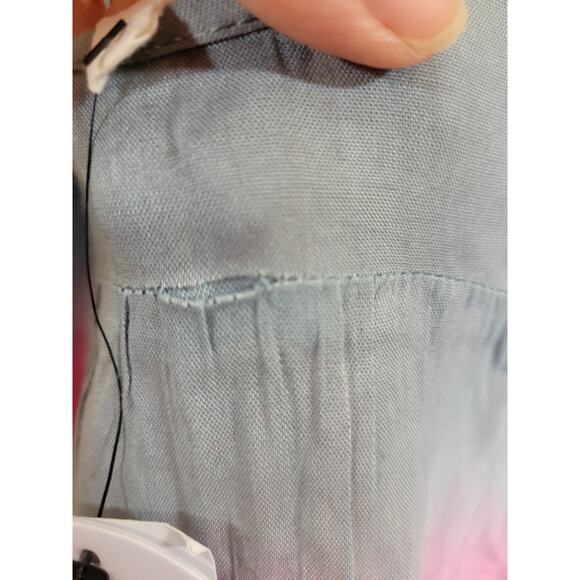 En Crème Multicolor Striped Long Sleeve Blouse Size Medium new with flaws - Picture 10 of 13